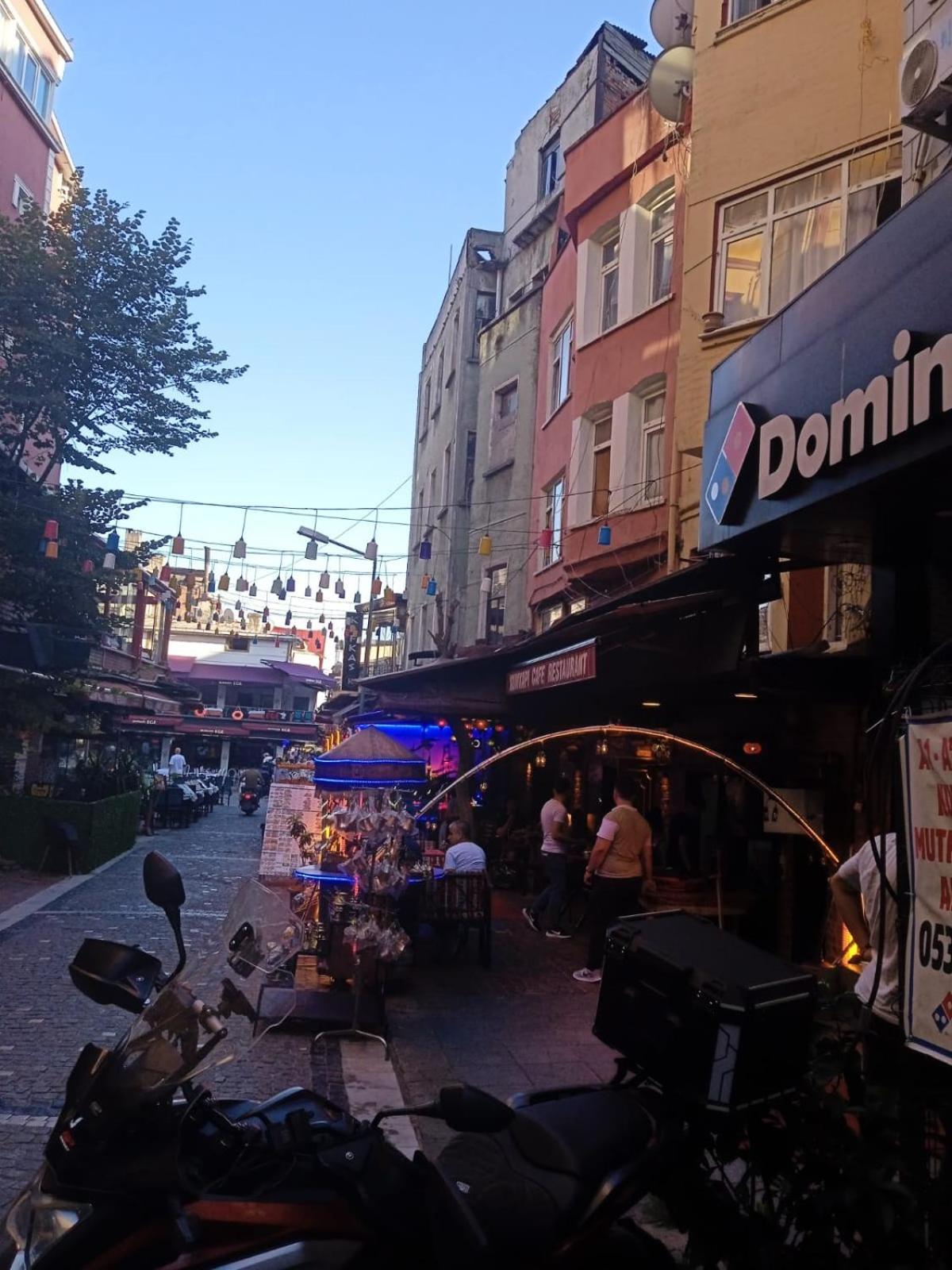 Yellow Bull Istanbul Hotel Buitenkant foto